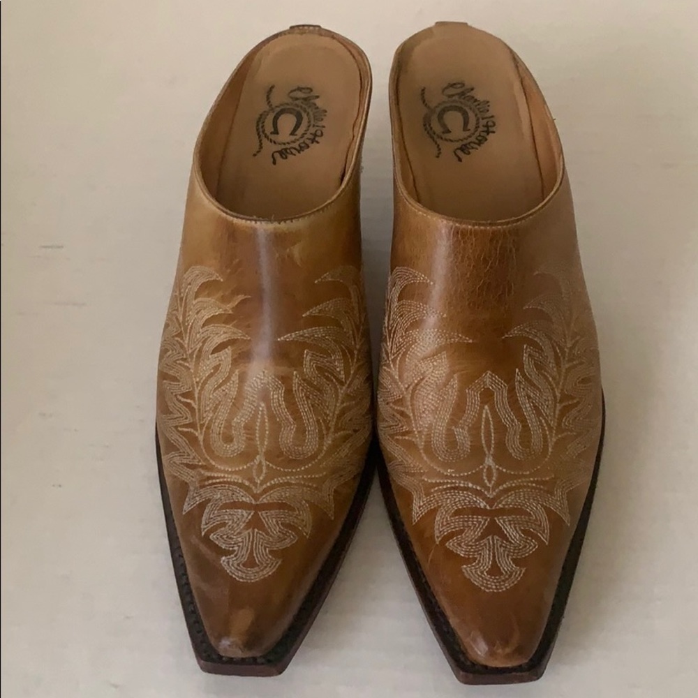 💥Charlie Horse Mules - Size 7.5💥